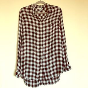 Gingham button down. Old navy classic shirt.